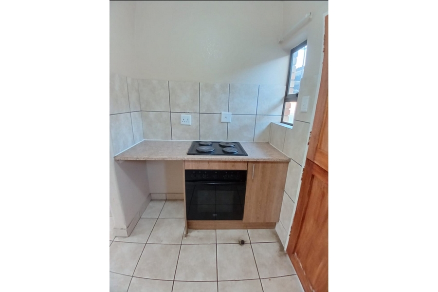 1 Bedroom Property for Sale in Vaalpark Free State